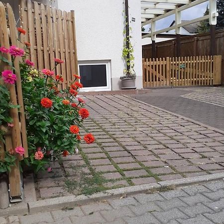 Zimmer Frei 2 Wiesbaden Dış mekan fotoğraf