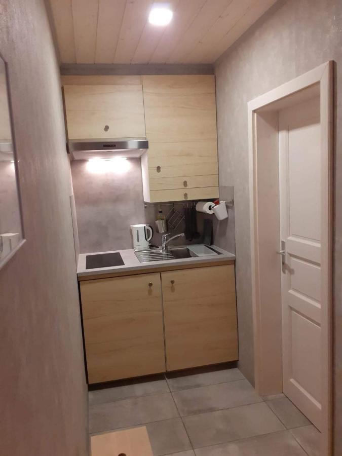 Zimmer Frei 2 Wiesbaden Dış mekan fotoğraf